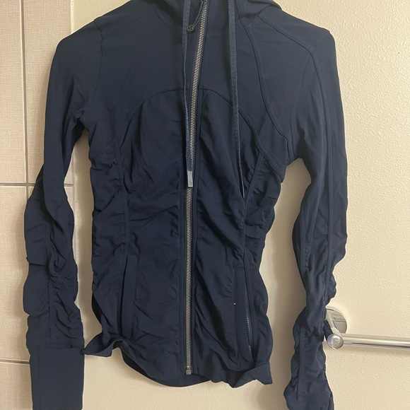Lululemon Hooded Define Jacket *Ruched in True Navy - Picture 1 of 3